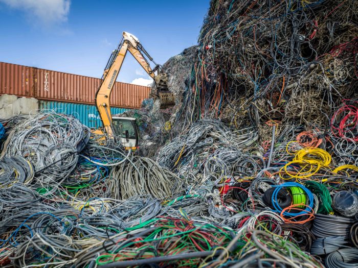 We buy scrap all scrap iron copper aluminium steel cables battery in dammamنشتري جميع السكراب في الدمامScrap buyer in dammam